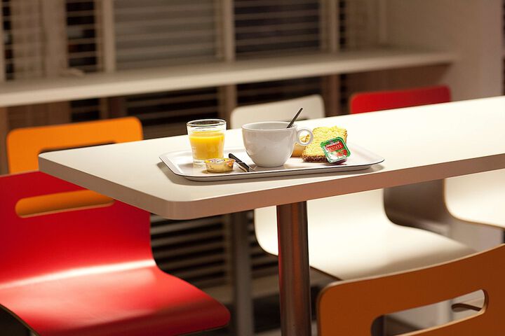 Dining 47 of 61