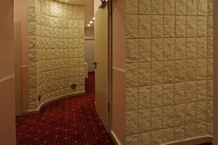 Ballroom/Hall 58 of 63