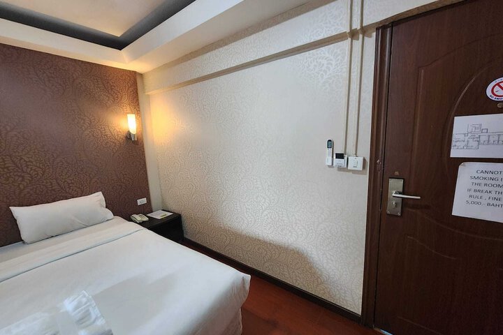Room 18 of 56