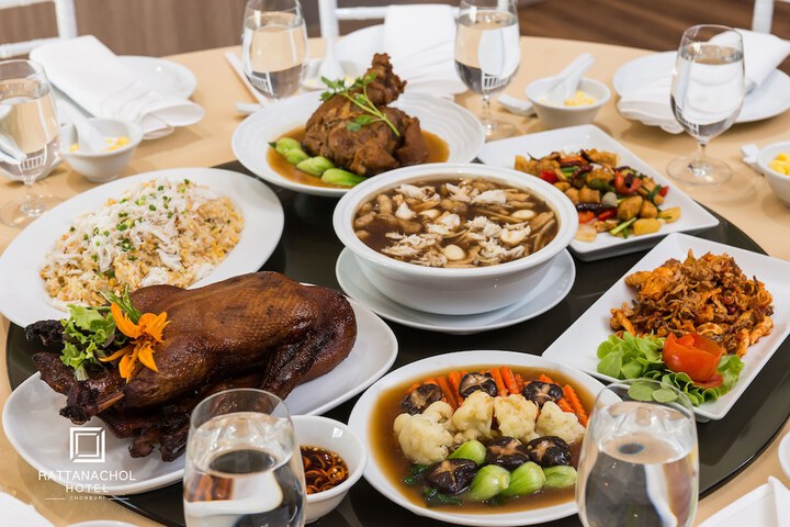 Dining 44 of 63