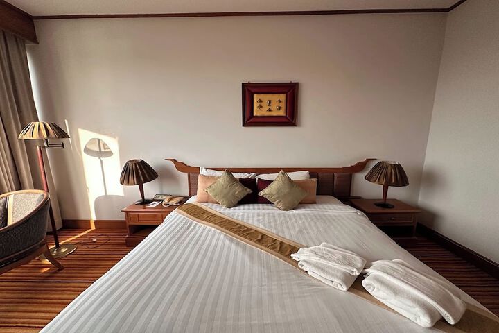 Room 15 of 79
