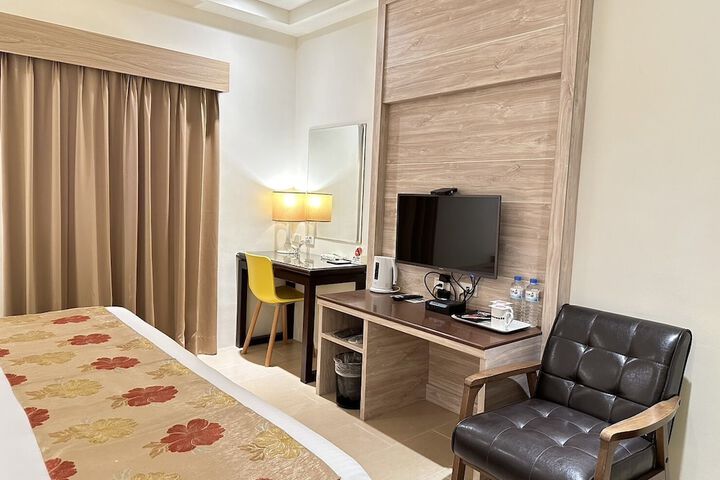 Room 14 of 29