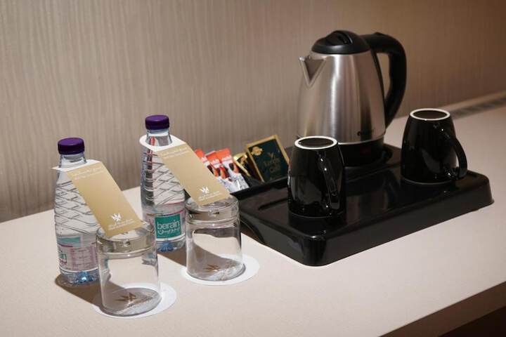 Breakfast/Coffee Service 19 of 44
