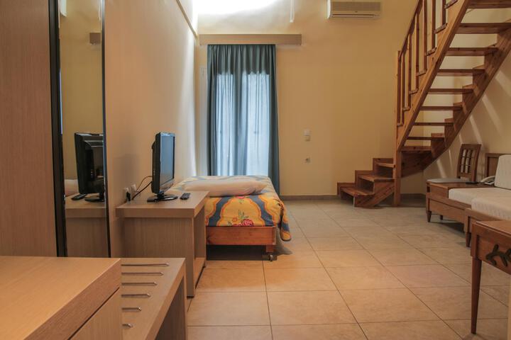 Room 29 of 51
