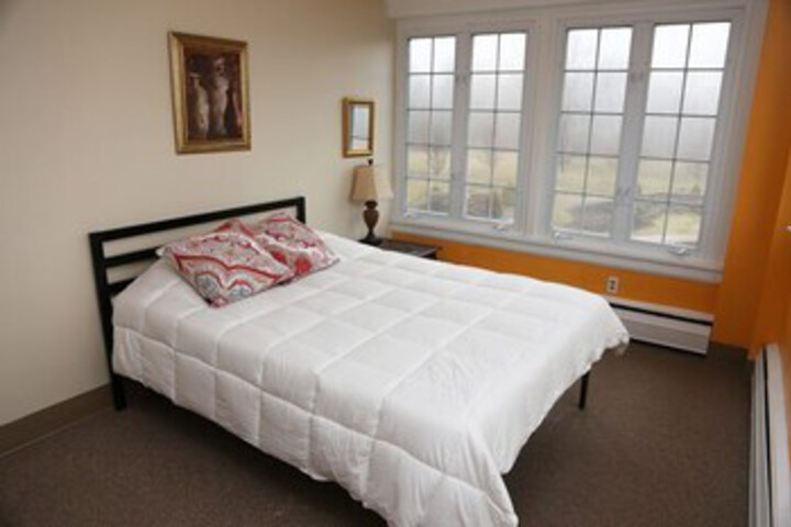 Room 103 of 108
