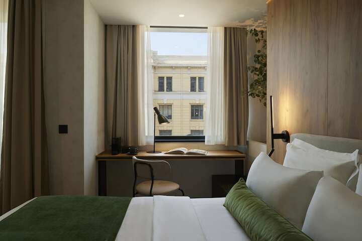 Room 14 of 92