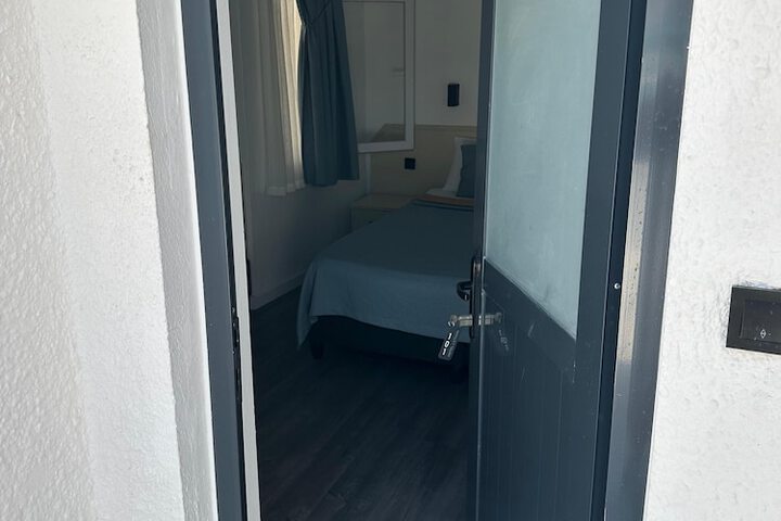 Room 36 of 105