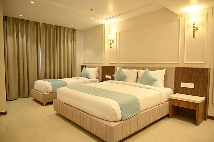 ANANTA KASHI HOTEL