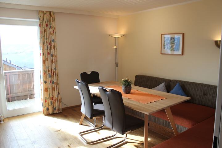 Room 14 of 42