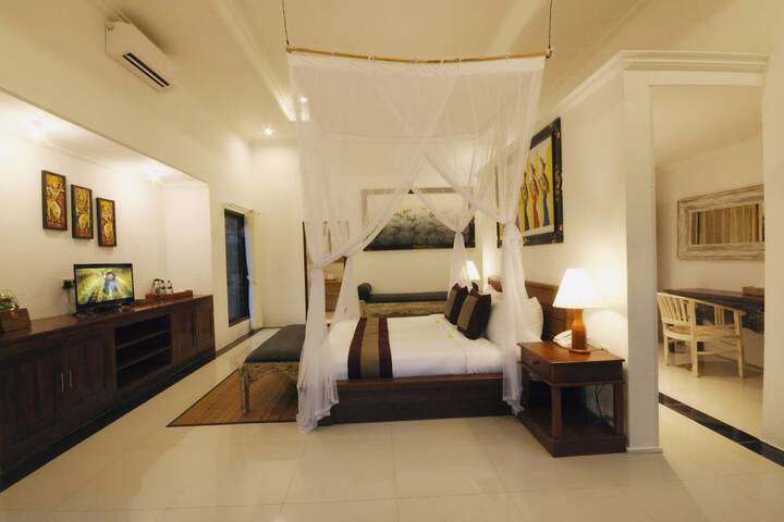 Room 9 of 45