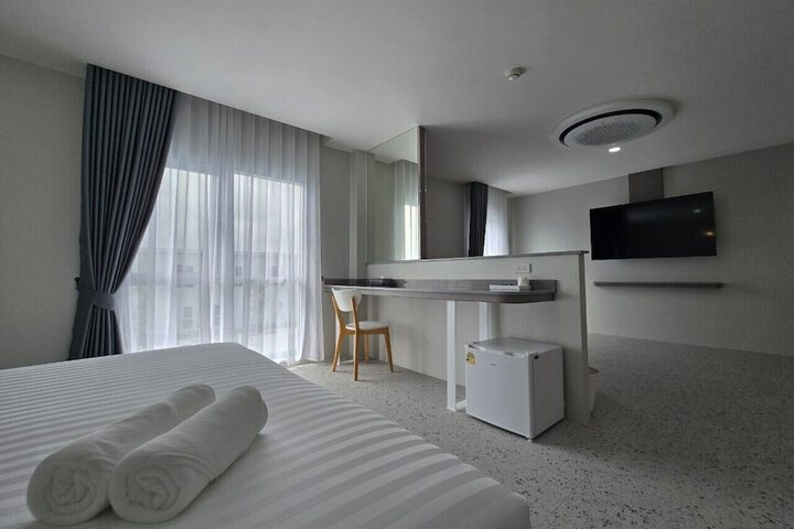 Room 38 of 85
