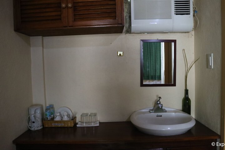 Room 11 of 22