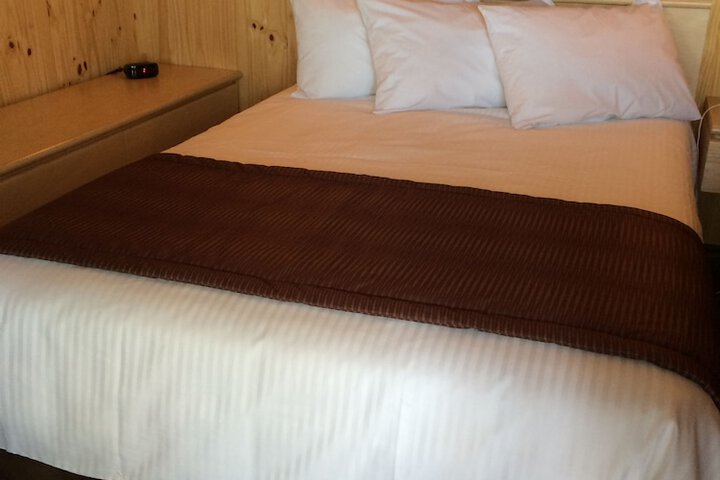Room 20 of 118