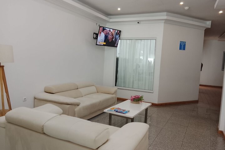 Room 5 of 17