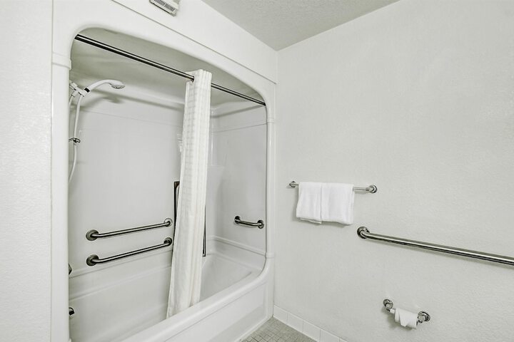 1 Double Bed (8 of 9)