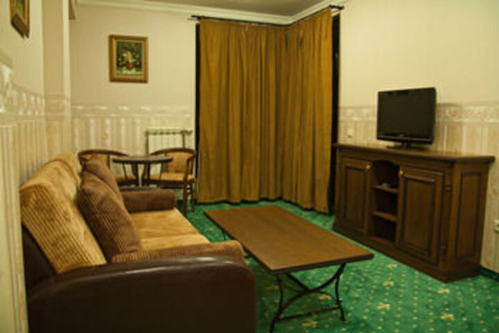 Room 38 of 53