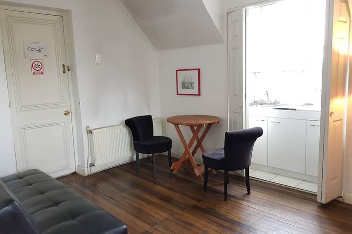 Room 15 of 19
