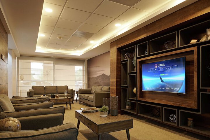 Guest Lobby