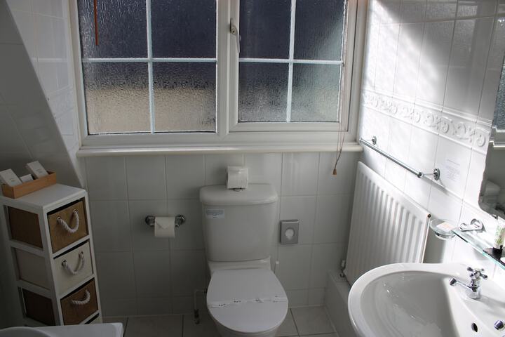 Room 82 of 167