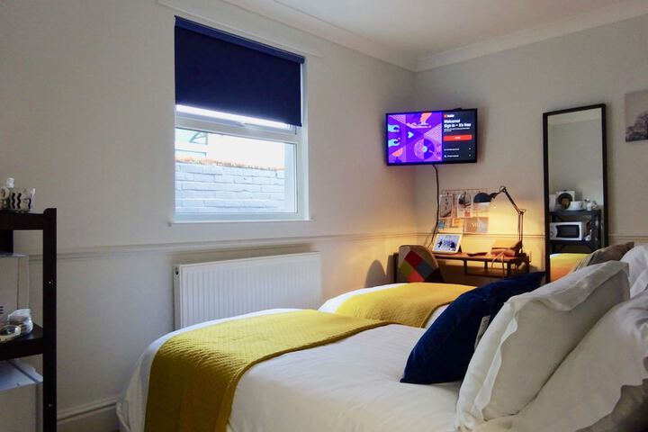 Room 3 of 41