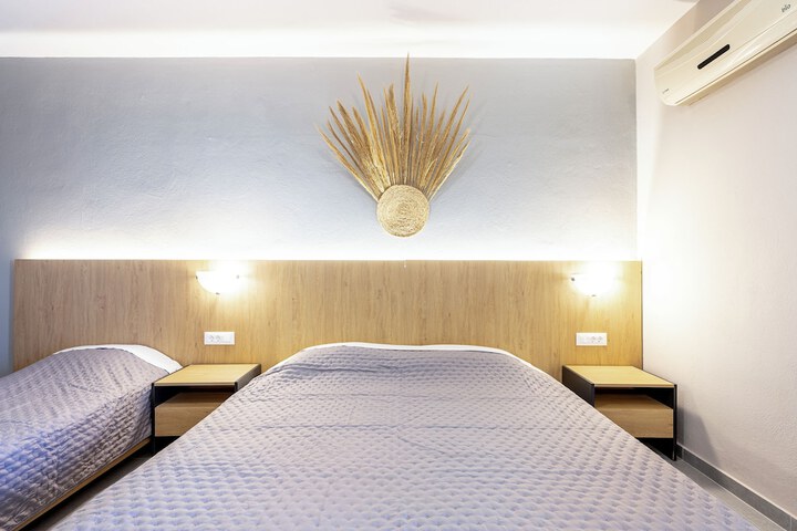 Room 25 of 70