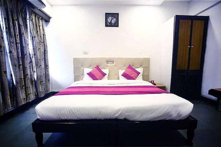 Room 6 of 36