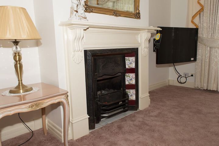 Room 3 of 29