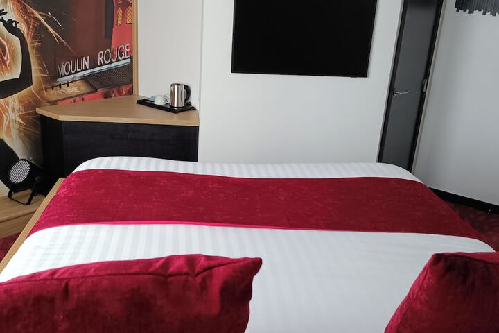 Room 31 of 53