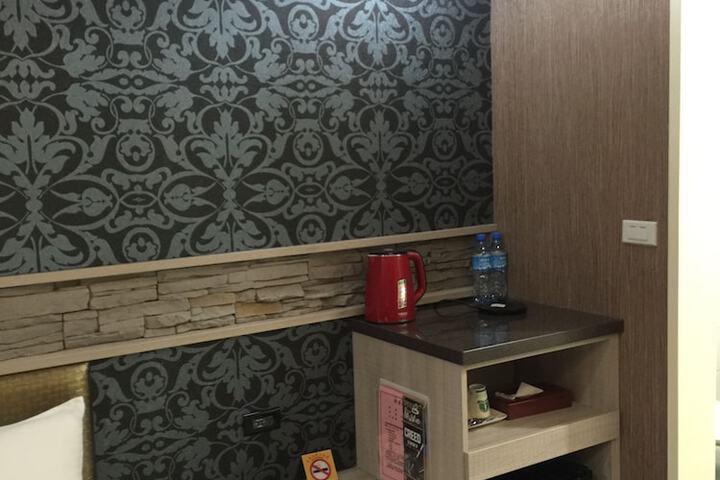 Room 29 of 51