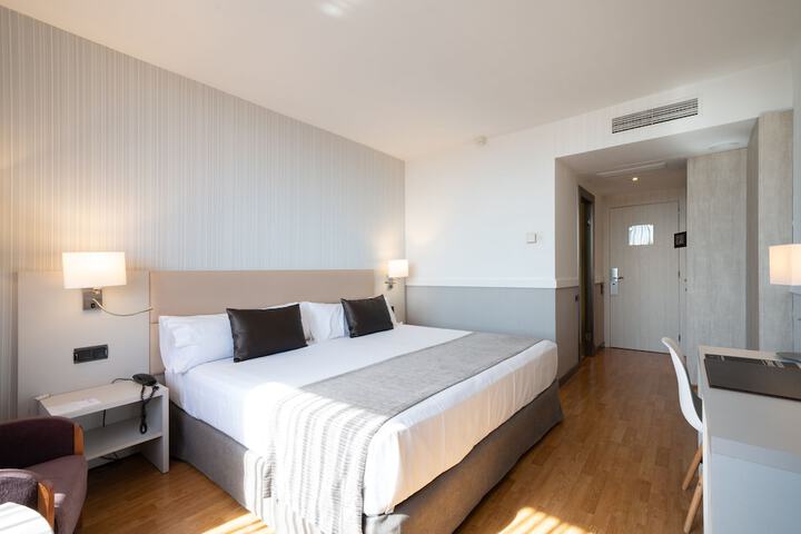 Room 20 of 63