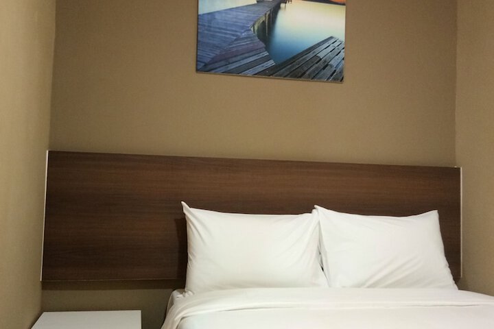 Room 20 of 65
