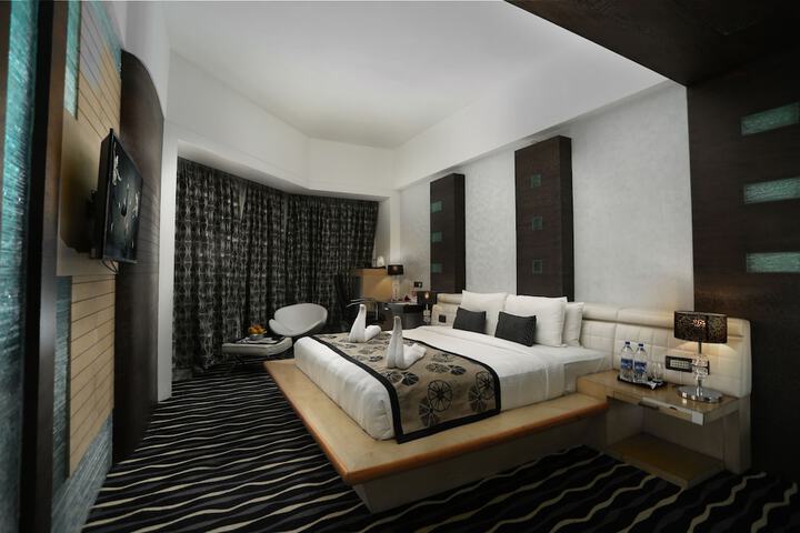 Room 19 of 49