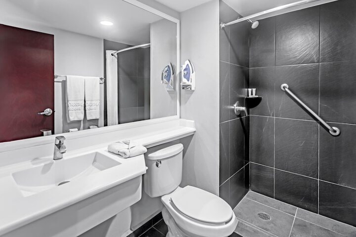 Bathroom Interior Photo