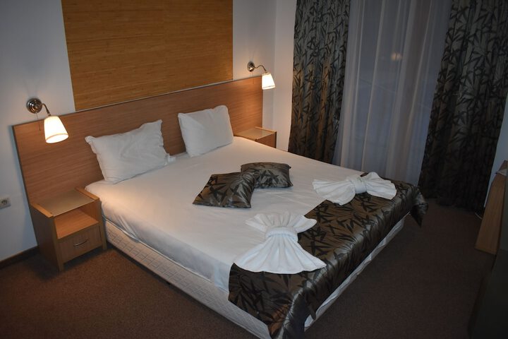 Room 16 of 20