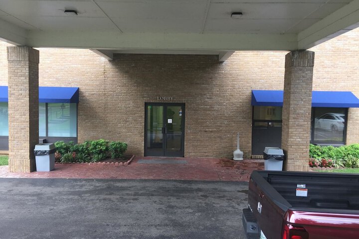 Hotel 32 of 41