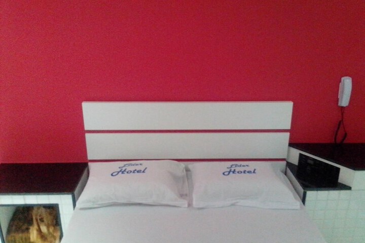 Room 3 of 30