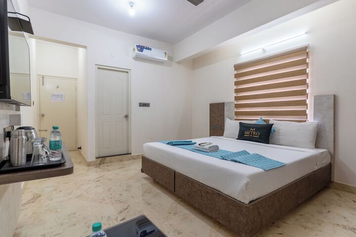 Room 5 of 28
