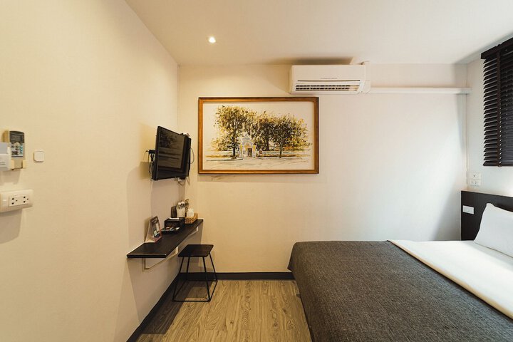 Room 39 of 142