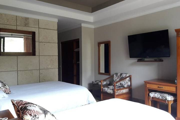 Room 35 of 72