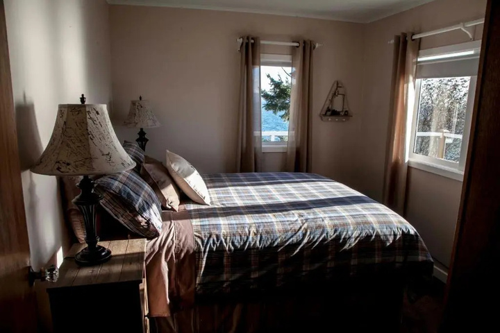 Room 7 of 15