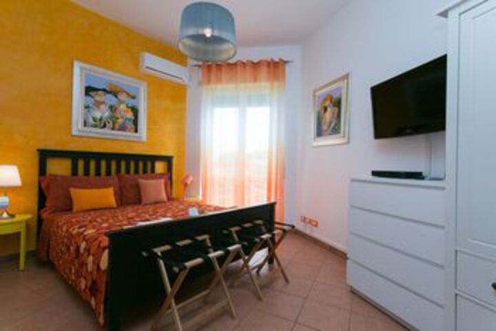 Hotel Suite Photo