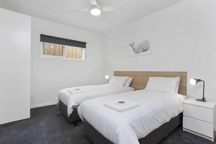 Room 5 of 26