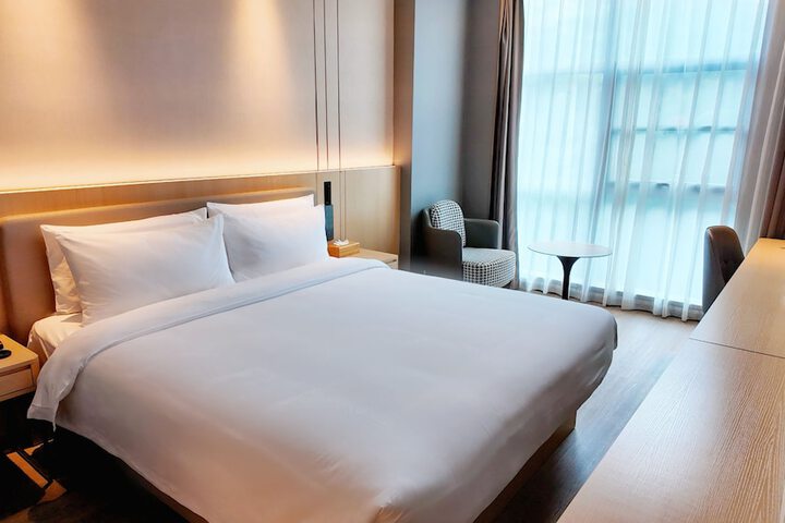 Room 46 of 69