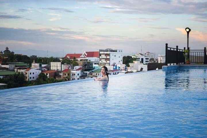 Pool 18 of 40