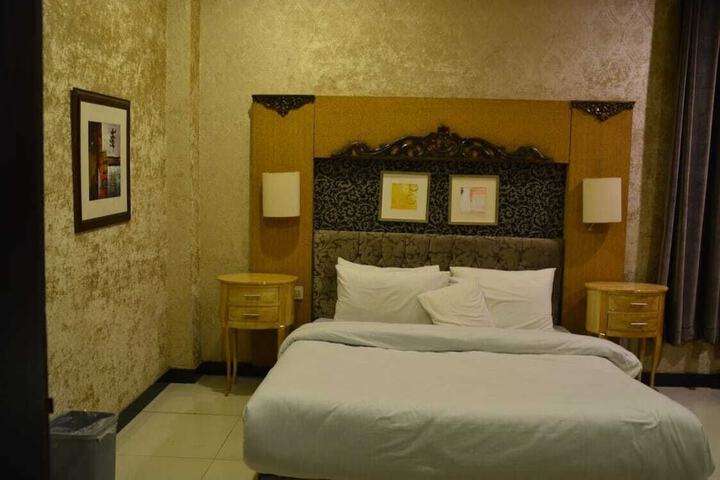 Room 37 of 57