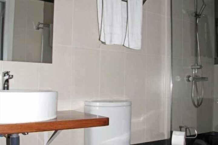 Bath Interior