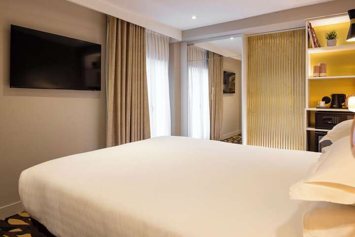 Room 70 of 120