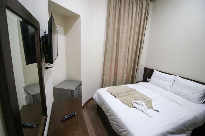 Room 11 of 59