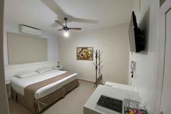 Room 12 of 35