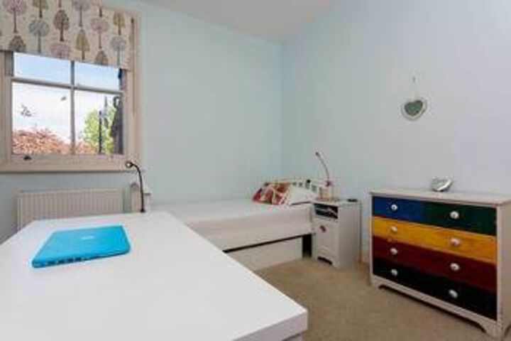 Room 14 of 22